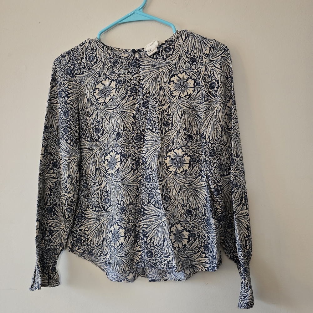 H&M Blue and White Floral Long-Sleeve Blouse